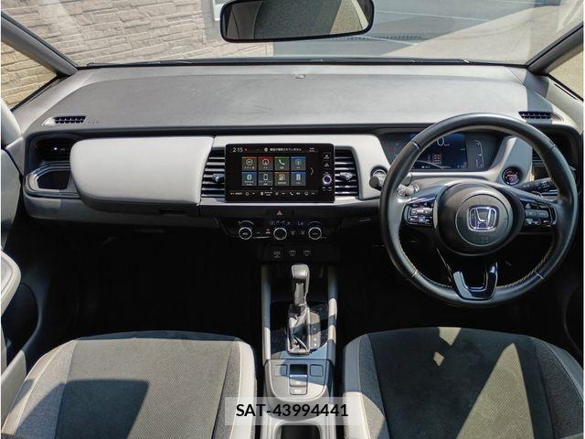 Honda FIT 2024-08 8245421-16