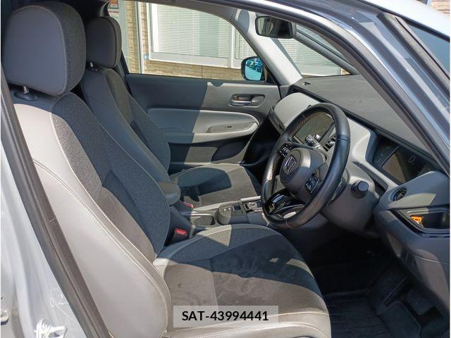 Honda FIT 2024-08 8245421-17
