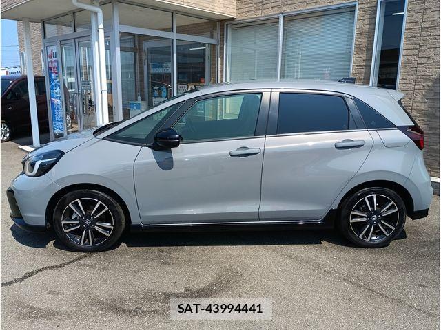 Honda FIT 2024-08 8245421-1
