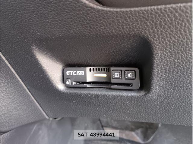 Honda FIT 2024-08 8245421-19