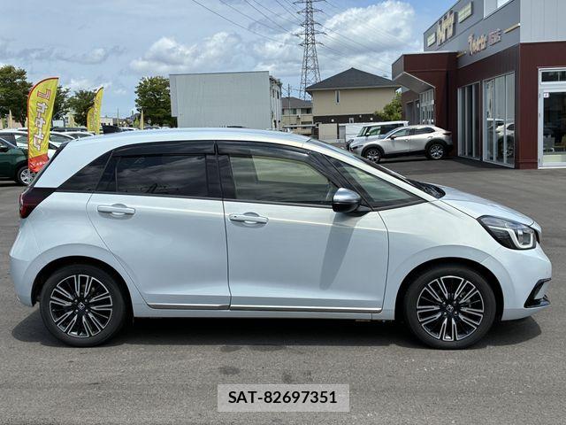 Honda FIT 2021-07 8245424-5