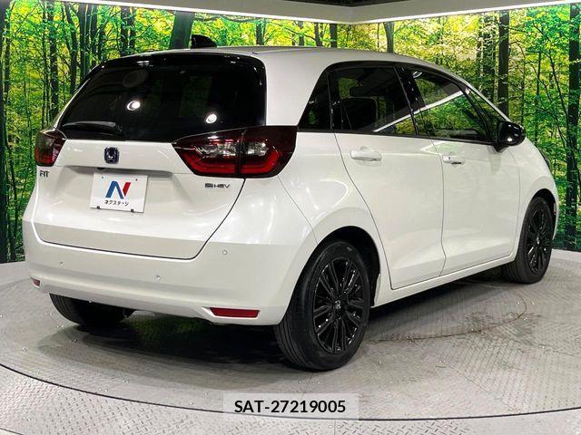 Honda FIT 2022-01 8371727-16