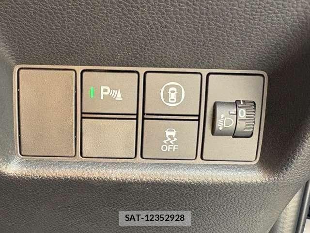 Honda FIT 2020-03 8412837-13