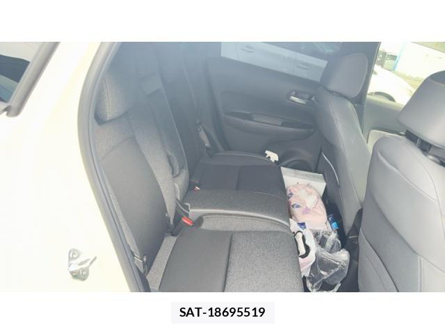 Honda FIT 2025-01 8438210-18