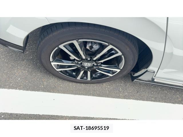 Honda FIT 2025-01 8438210-19
