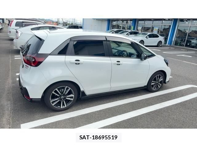 Honda FIT 2025-01 8438210-3