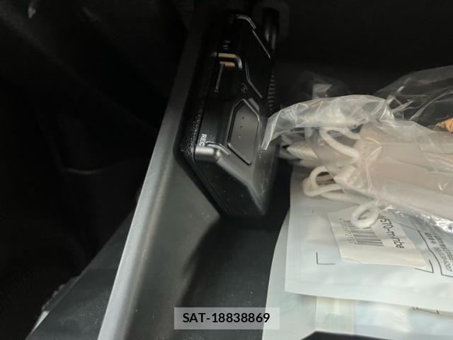 Honda FIT 2020-02 8666264-21