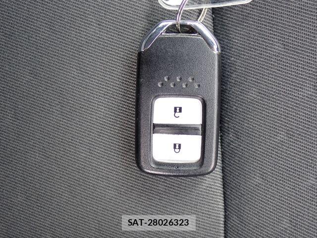 Honda FIT 2021-04 8780553-13