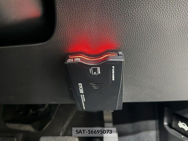 Honda FIT 2021-08 8796197-12