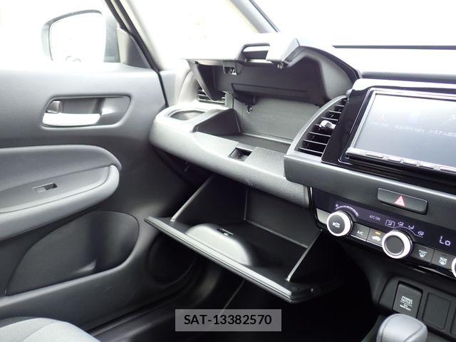 Honda FIT 2021-07 8829429-16