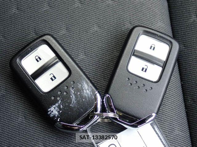Honda FIT 2021-07 8829429-21