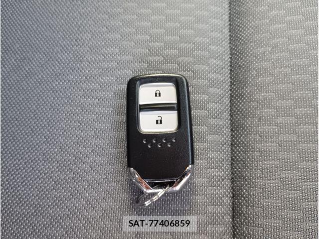 Honda FIT 2020-04 8829415-15