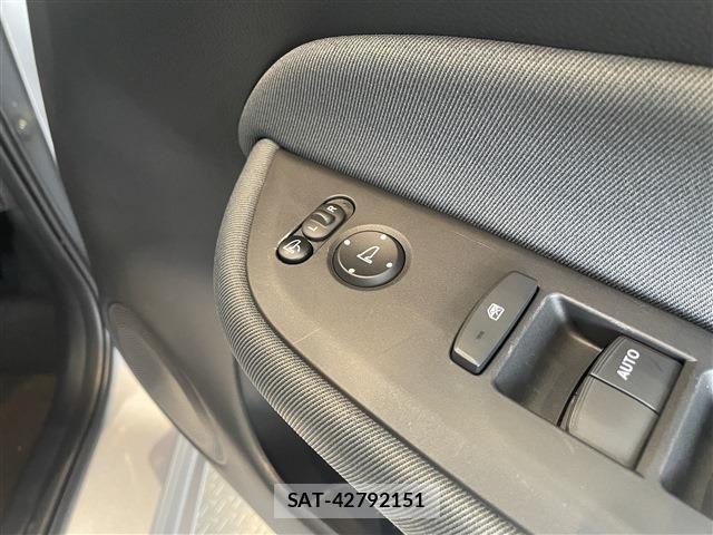 Honda FIT 2021-09 8880081-23