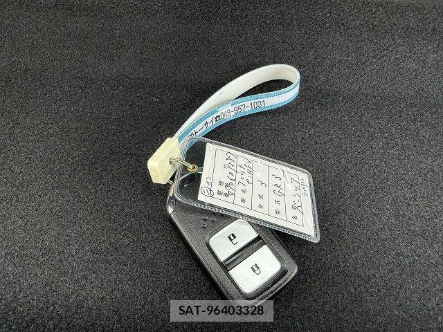 Honda FIT 2021-08 8880079-21