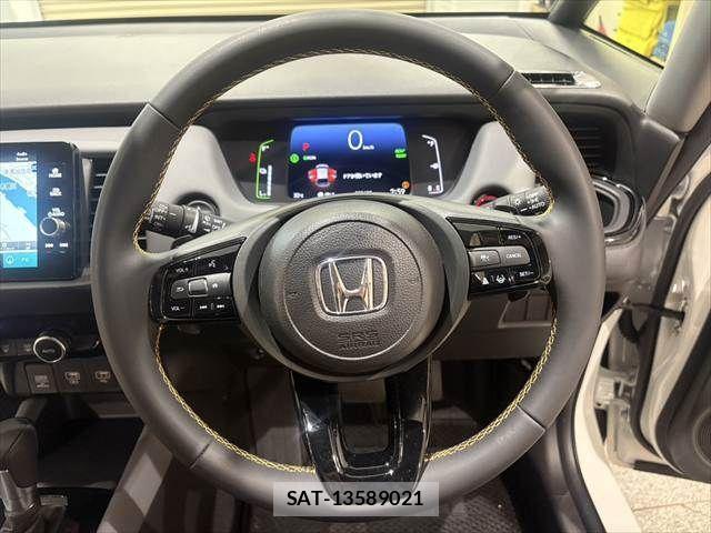 Honda FIT 2024-01 8883711-11