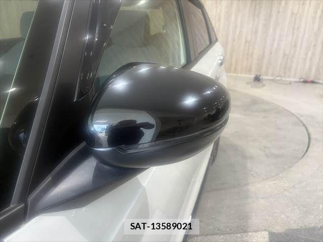 Honda FIT 2024-01 8883711-27