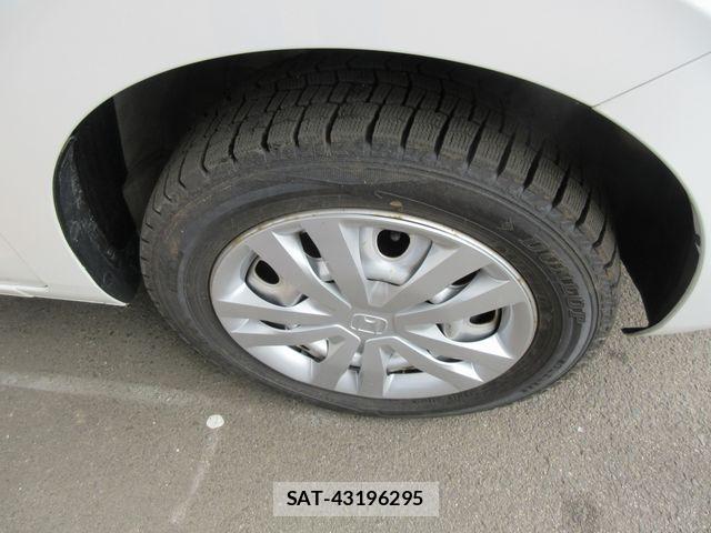Honda FIT 2021-09 6671847-14
