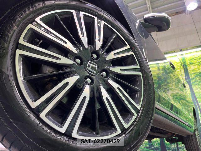 Honda FIT 2025-06 7962033-13
