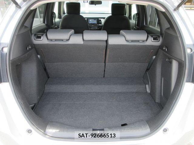 Honda FIT 2023-08 7979475-17