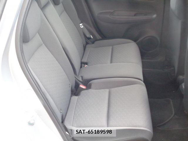 Honda FIT 2023-03 8207865-7