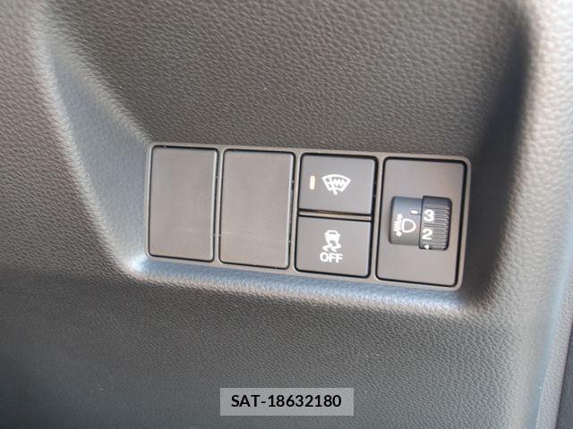Honda FIT 2025-02 8207866-9