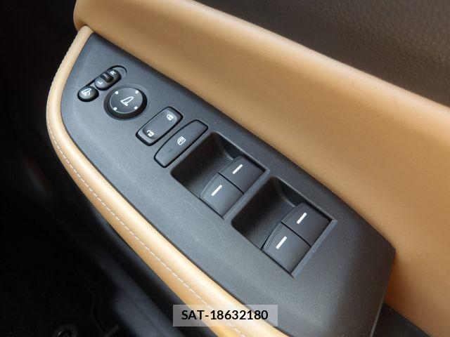 Honda FIT 2025-02 8207866-12