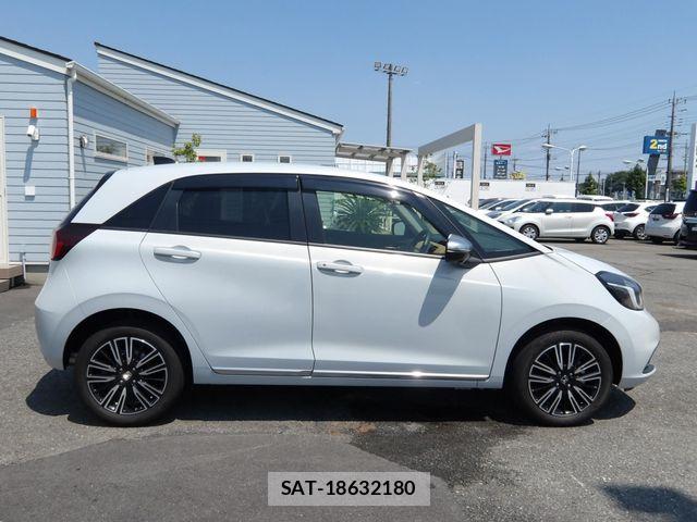 Honda FIT 2025-02 8207866-29