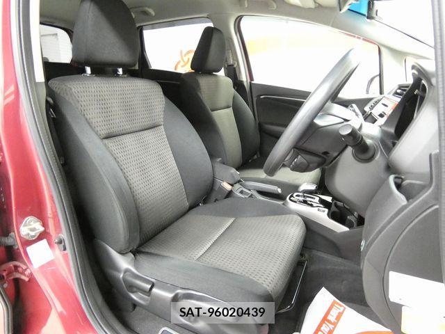 Honda FIT HYBRID 2017-08 4593734-1
