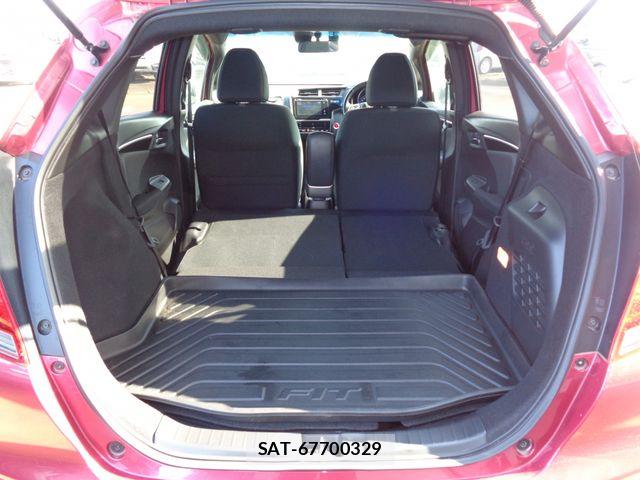 Honda FIT HYBRID 2018-04 4959484-12