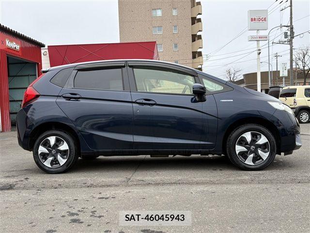 Honda FIT HYBRID 2016-04 6276466-10