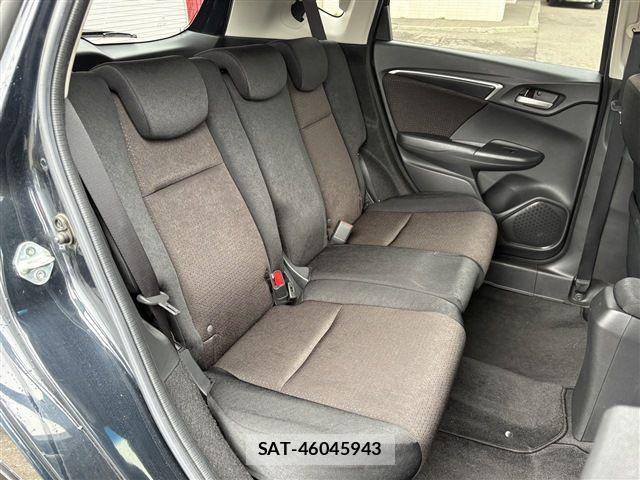 Honda FIT HYBRID 2016-04 6276466-15