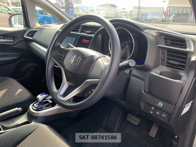 Honda FIT HYBRID 2014-03 6676296-16