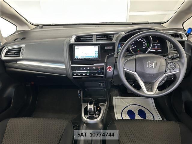 Honda FIT HYBRID 2018-05 6691055-9