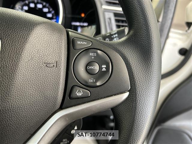 Honda FIT HYBRID 2018-05 6691055-11