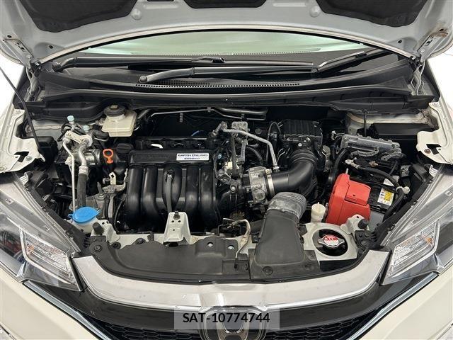Honda FIT HYBRID 2018-05 6691055-28