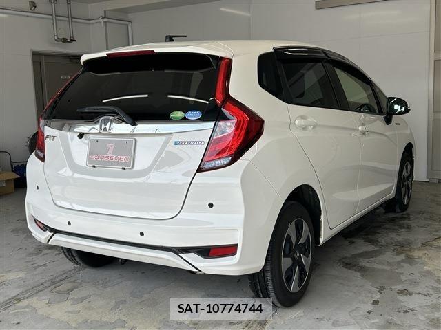 Honda FIT HYBRID 2018-05 6691055-4