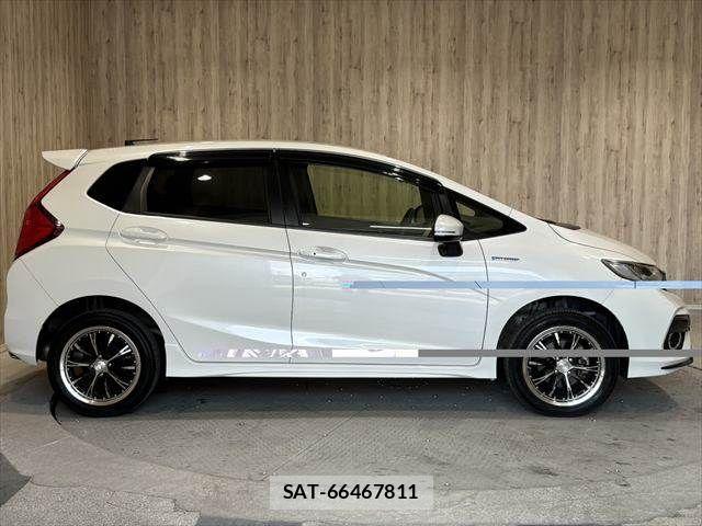 Honda FIT HYBRID 2019-03 6906255-13