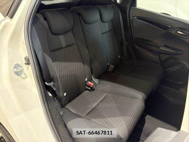 Honda FIT HYBRID 2019-03 6906255-6