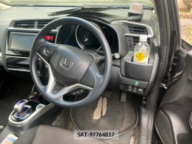 Honda FIT HYBRID 2015-07 7219576-20