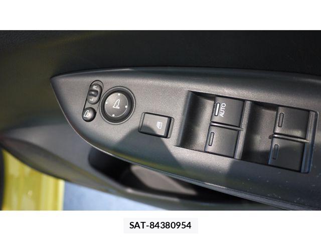 Honda FIT HYBRID 2016-05 7219574-10