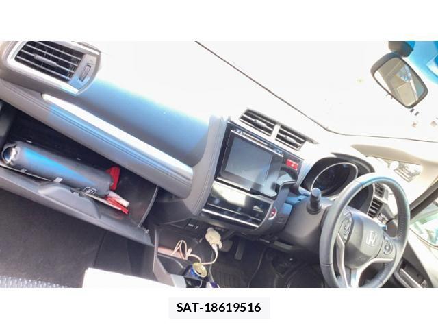 Honda FIT HYBRID 2014-03 7219572-15