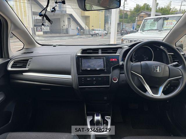 Honda FIT HYBRID 2016-09 7272034-1