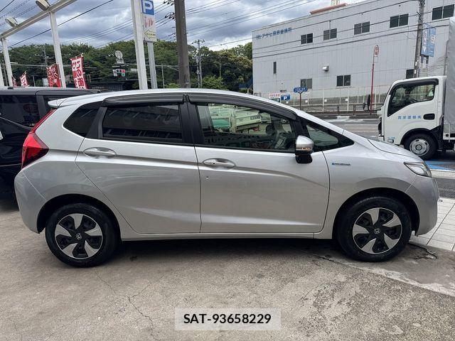 Honda FIT HYBRID 2016-09 7272034-5