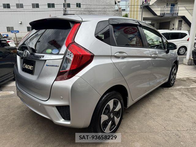 Honda FIT HYBRID 2016-09 7272034-6
