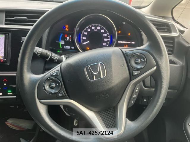 Honda FIT HYBRID 2018-08 7358094-20