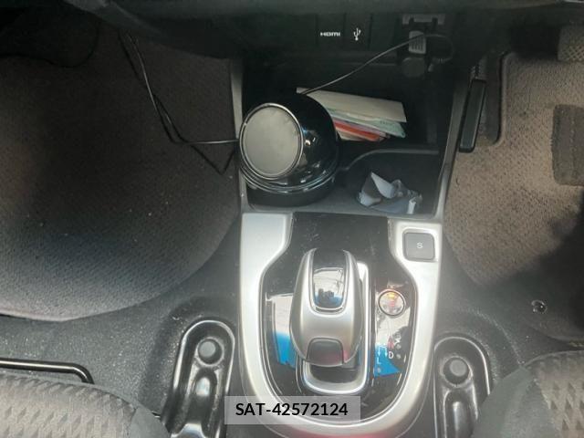 Honda FIT HYBRID 2018-08 7358094-23
