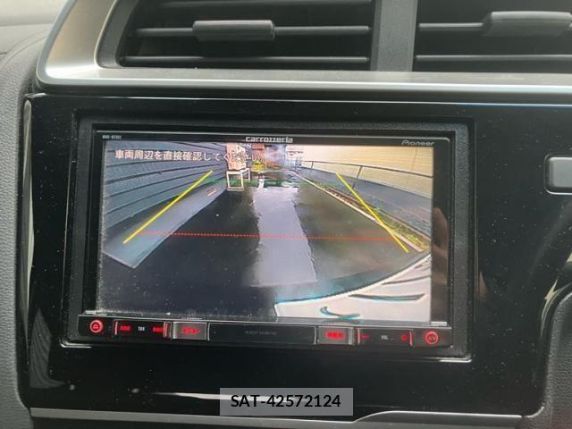 Honda FIT HYBRID 2018-08 7358094-25