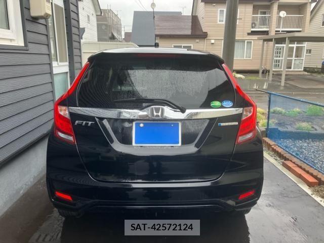 Honda FIT HYBRID 2018-08 7358094-2