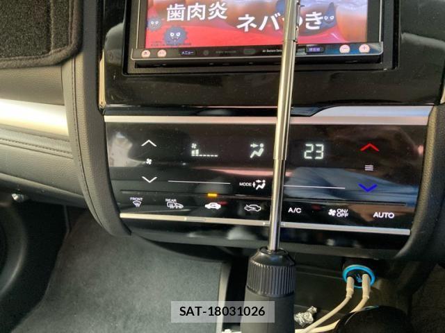 Honda FIT HYBRID 2014-07 7358095-12