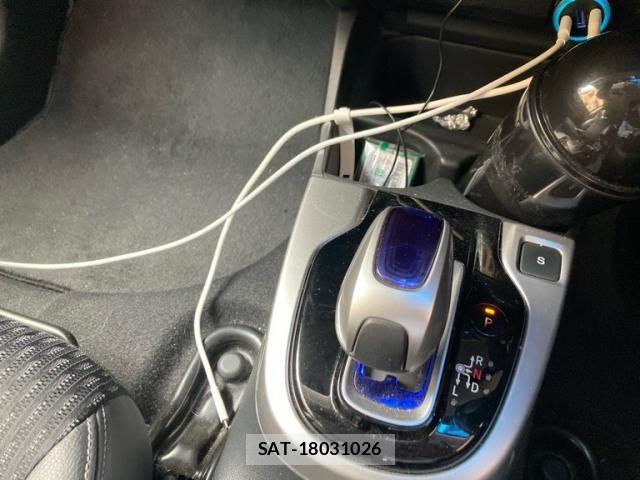 Honda FIT HYBRID 2014-07 7358095-13